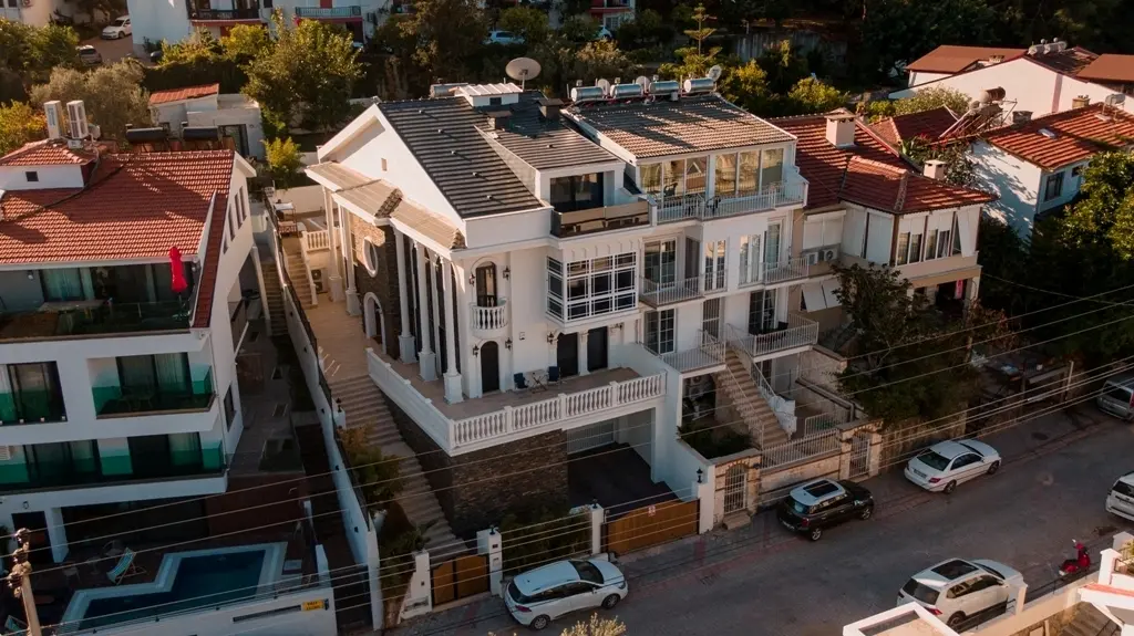 Home in Karagozler